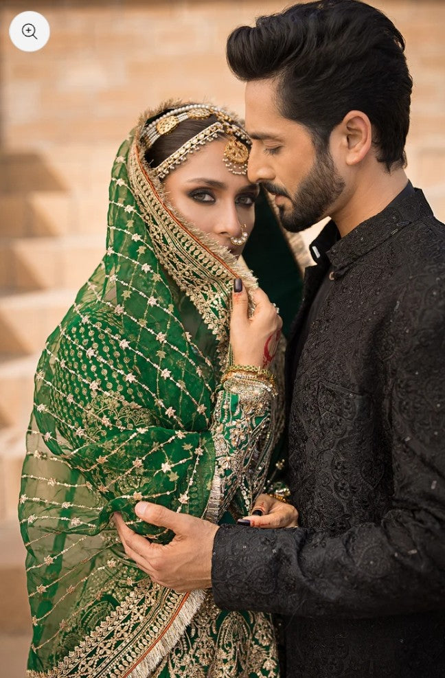 Erum khan - Pakeezah