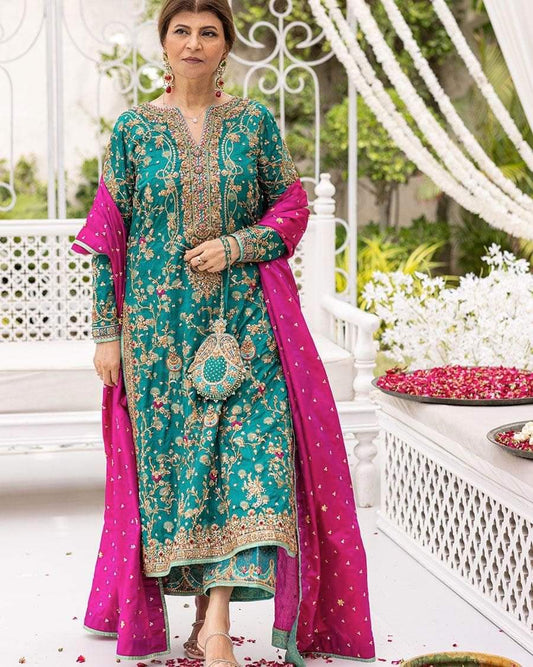 FARAH TALIB AZiZ - AVISA EMERALD KURTA