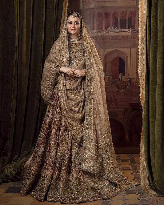 Faiza Saqlain Muntaha antique gold bridal lehenga