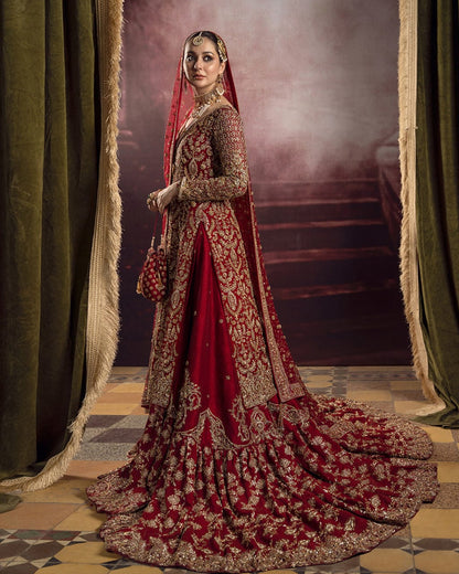 Faiza Saqlain Roushana crimson farshi lehenga