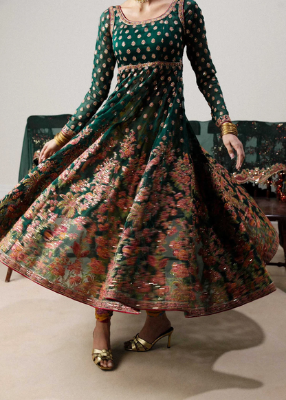Green organza dupatta with an embroidered floral border