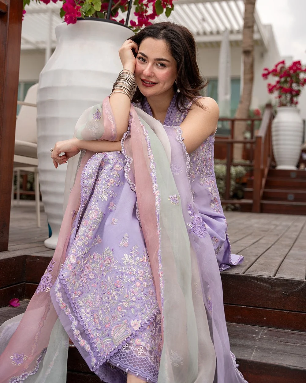 Faiza Saqlain – Suela