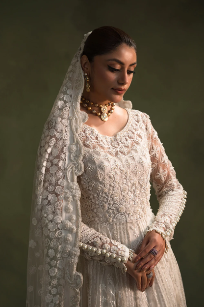 Ammara Khan – Moonbeam