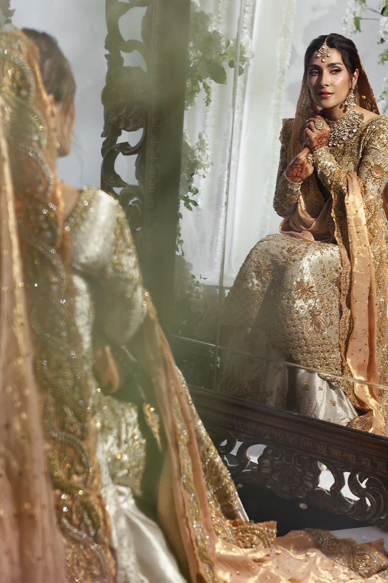Mina Hasan – Afsaneh