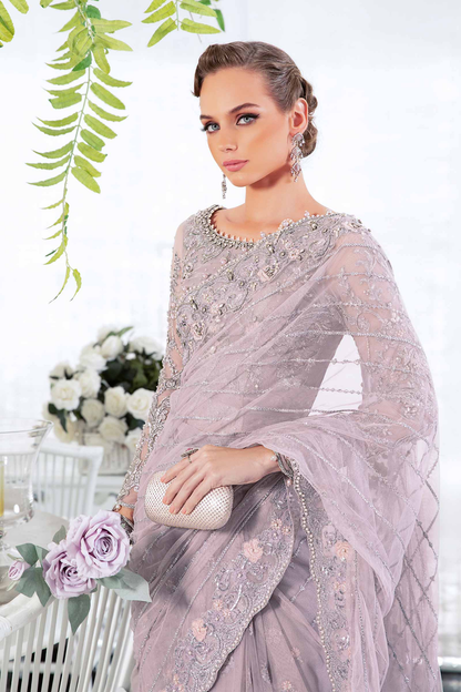 Lilac saree with pearls stones and naqshi embroidery