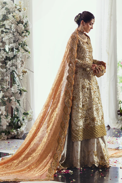 Mina Hasan Afsaneh detailed neckline and embellished sleeves