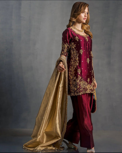 House Of Sehrish Nadeem - Maroon ensemble