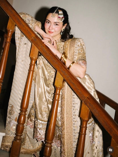 Faiza Samee - Hania Aamir