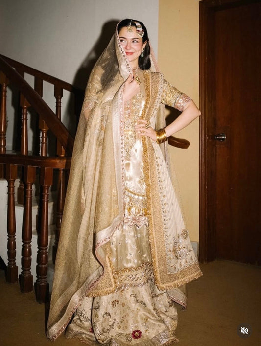 Faiza Samee - Hania Aamir