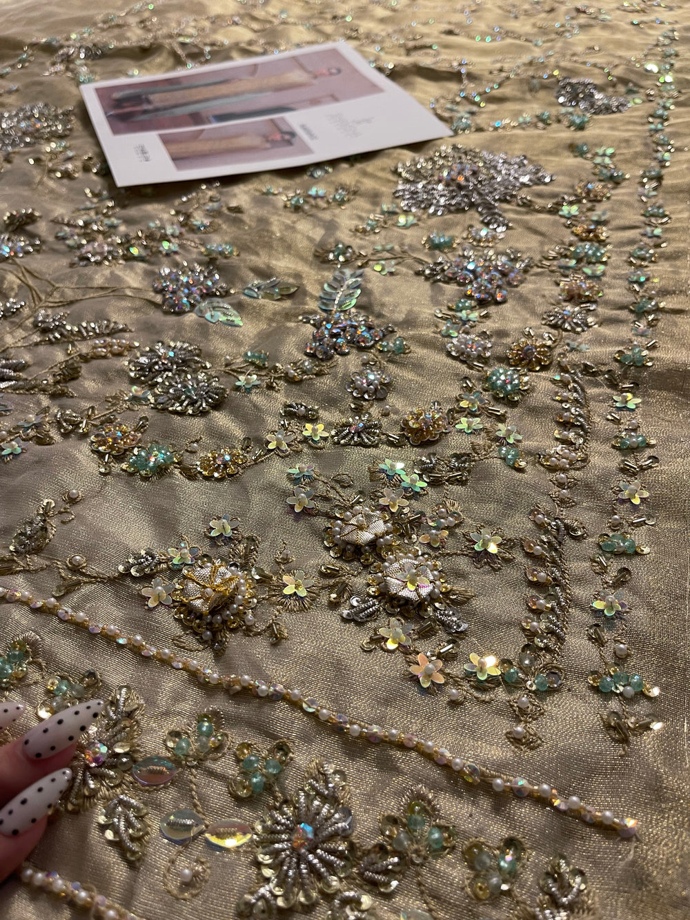 Shamsha Hashwani - Aakifah