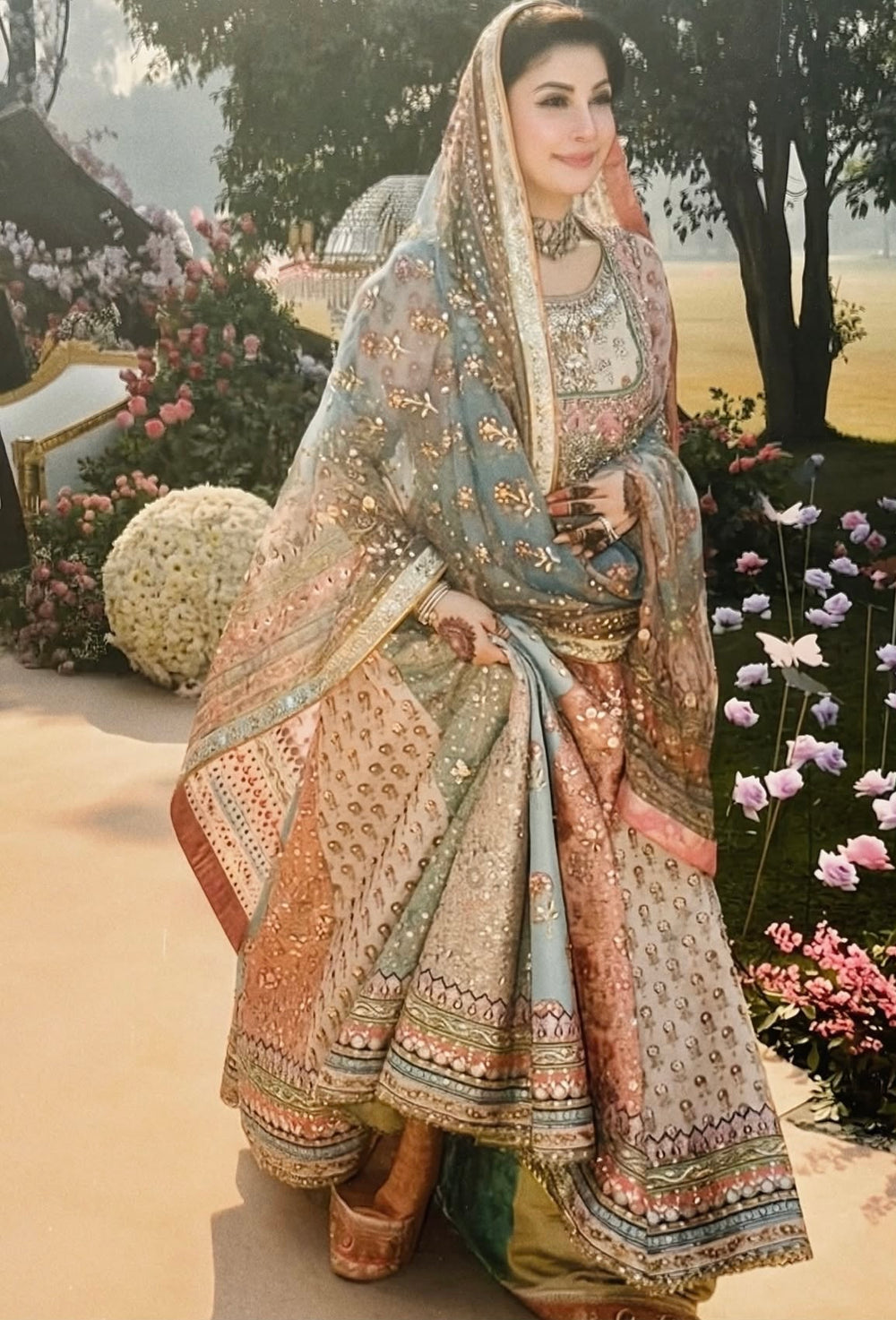 Nomi Ansari - Maryam Nawaz Pastel outfit