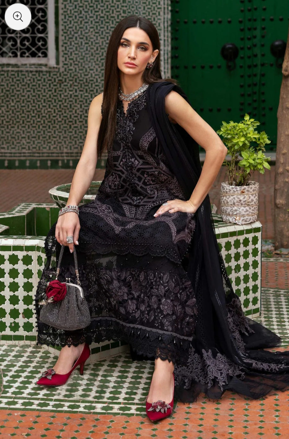 Maria.B Luxury Lawn D-2512-B
