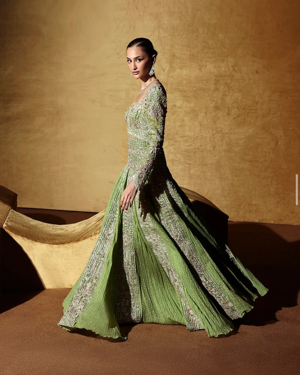 Soraya Celvère moss green formal outfit