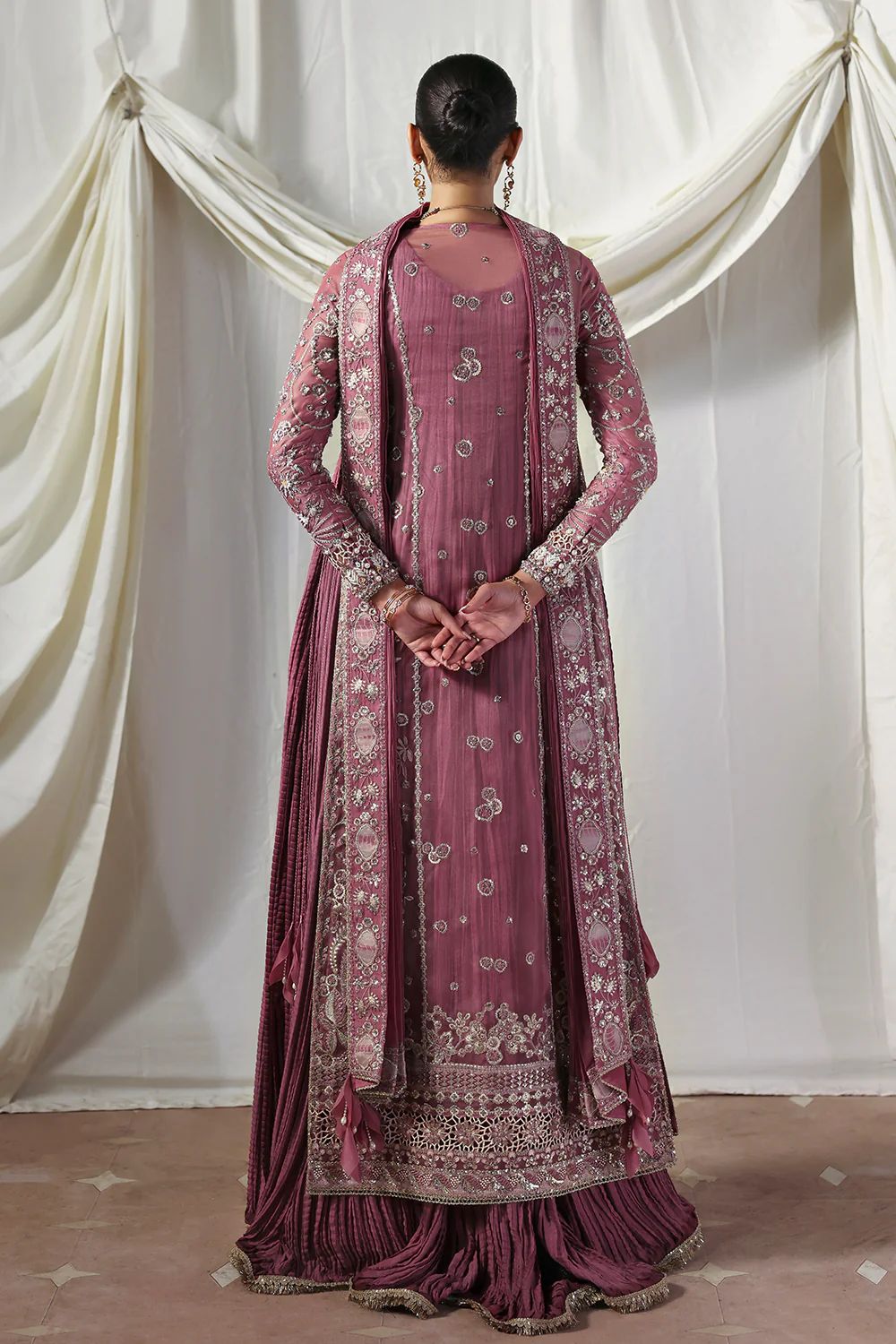Close-up of Soraya matching dupatta with ornate embroidered border